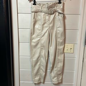 House of Harlow 1960 Ivory Faux Leather Paper Bag Belted Pants Size 6.